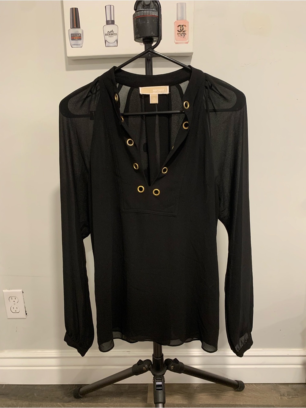 Michael Kors Black Sheer Grommet-Detail Long Sleeve Top - GB013